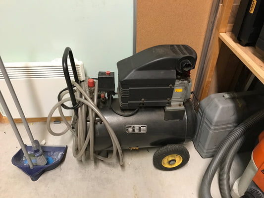 Large Air Compressor for nail guns - Tool Rental - Bergen