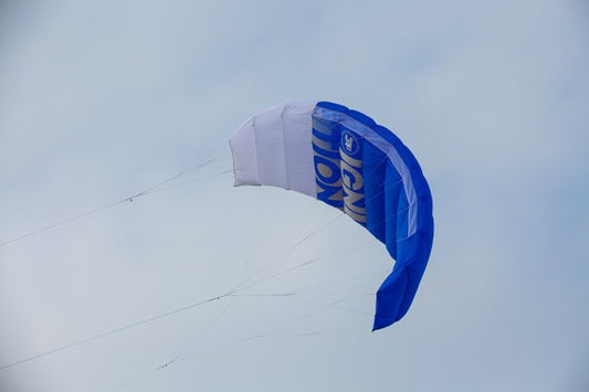 Training kite 2.5m2 - Rental Sports Equipment Stavanger